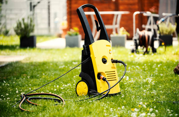 Best Rust Removal  in Lyndhurst, VA